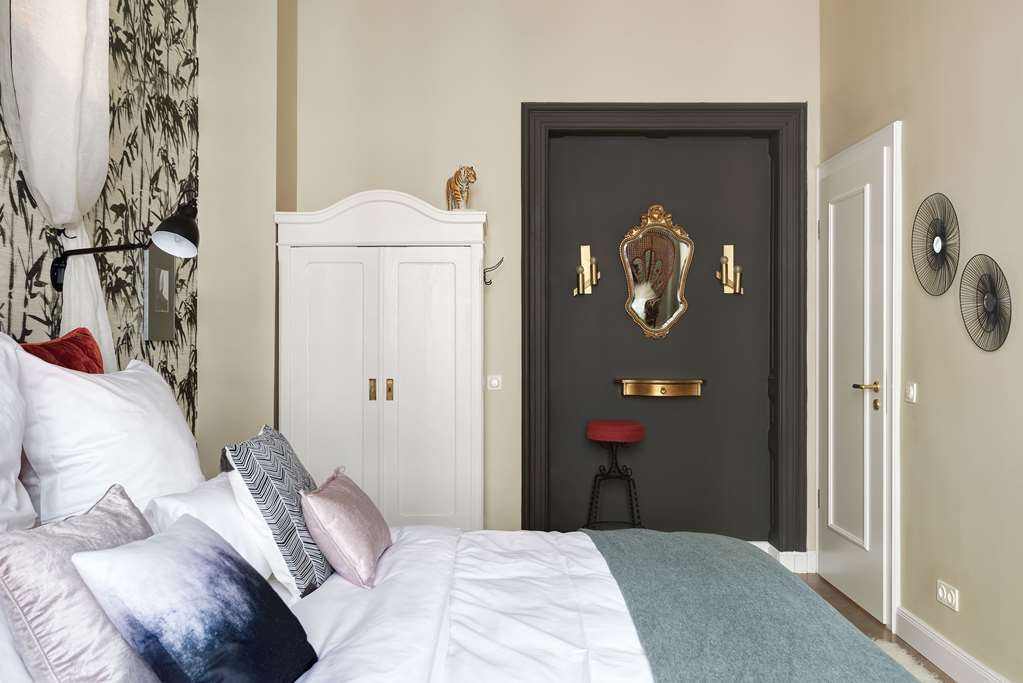 Cora Apartment